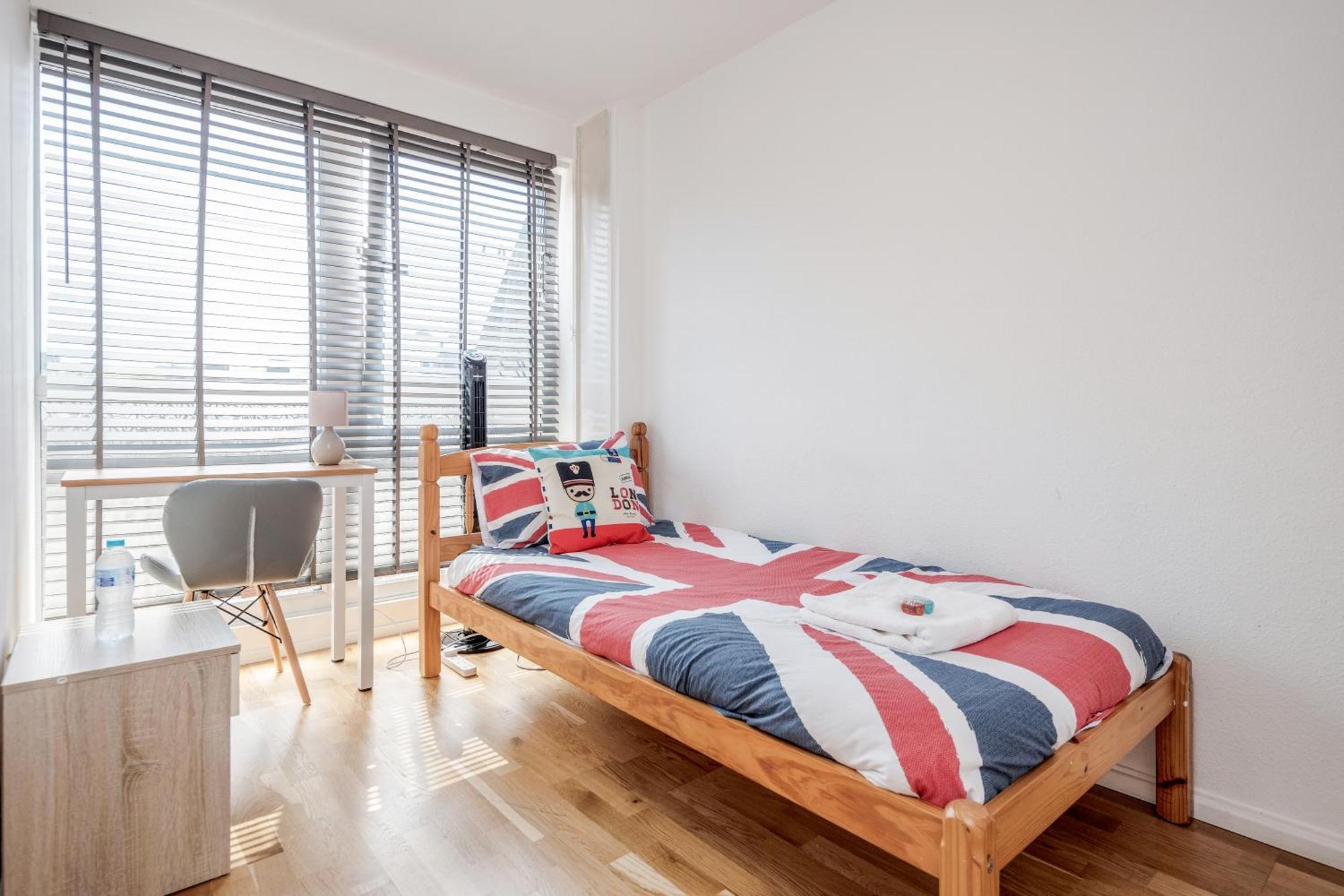 4-Bedroom Flat Near Bigben,Parliament & London Eye Exterior foto